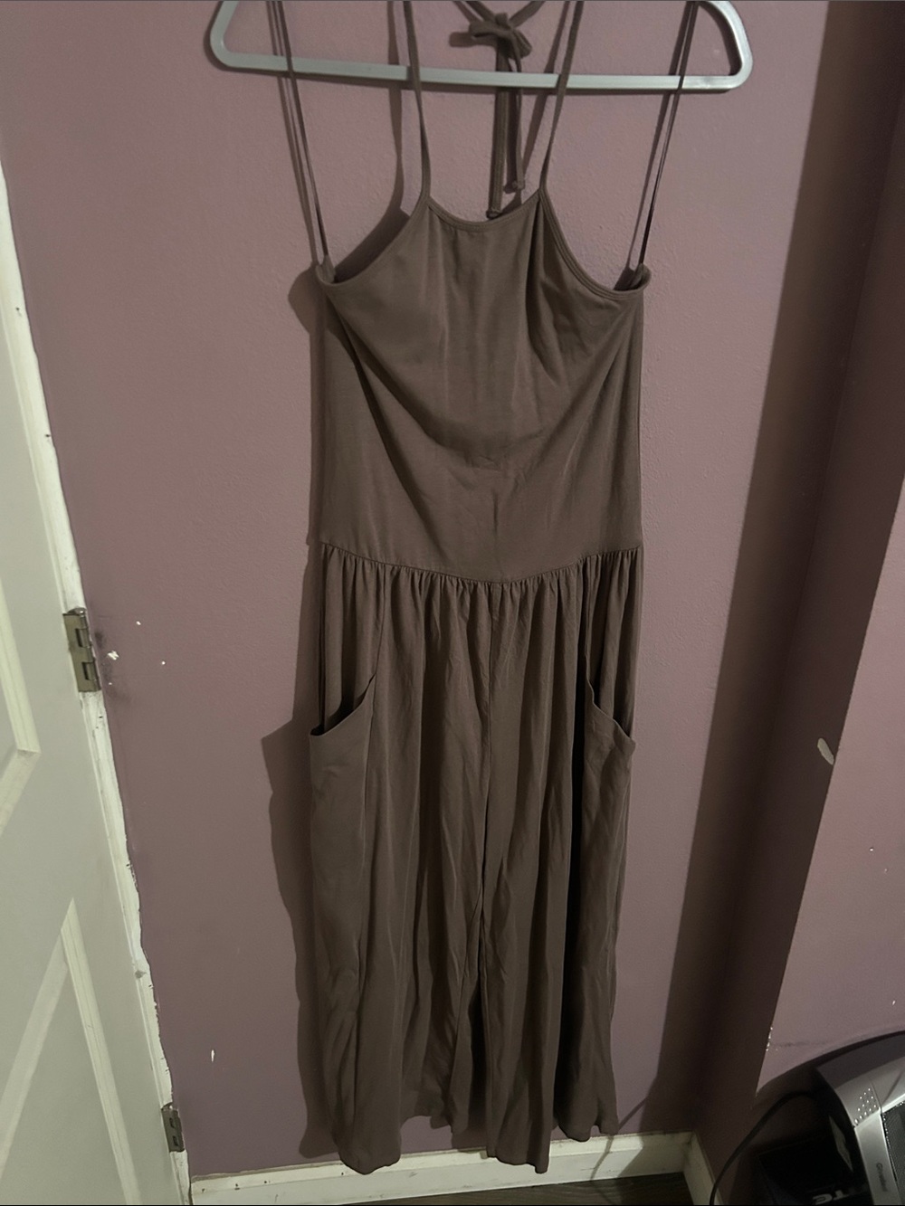 Haltered Romper - Picture 4 of 8